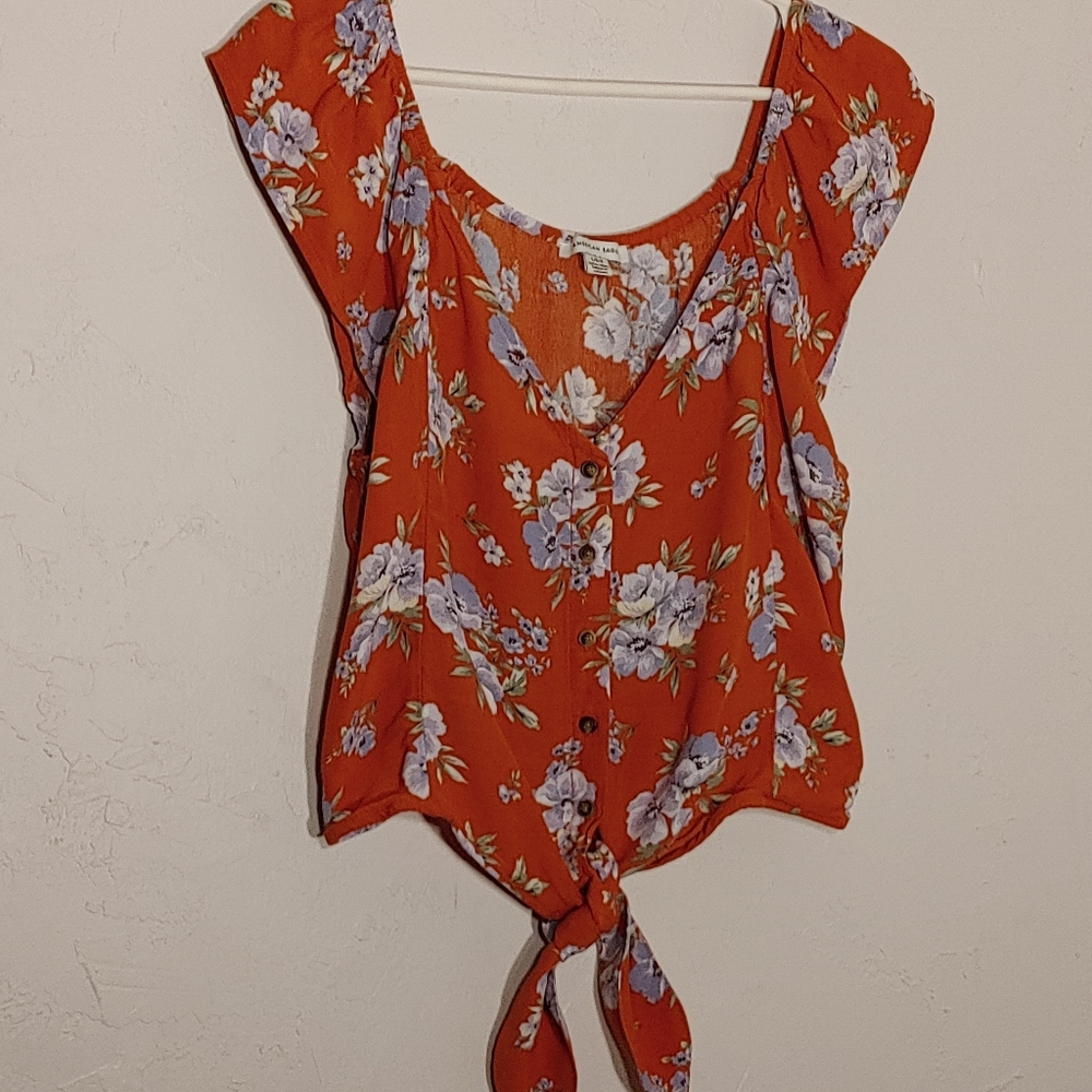 American Eagle Ladies tie front blouse